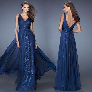 Sleeveless Deep V-neck Glittered Evening Dress