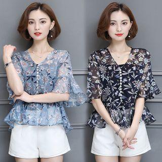 Set: Floral Print Bell-sleeve Chiffon Blouse + Shorts