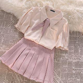 Short-sleeve Blouse / High-waist Striped Mini Skirt