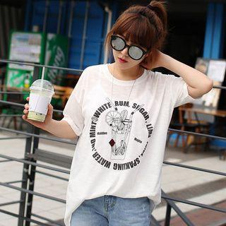 Drop-shoulder Illustration T-shirt