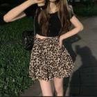 Short-sleeve Top / Leopard A-line Skirt
