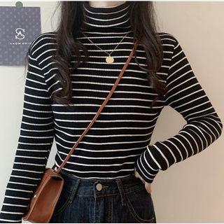 Long-sleeve Turtleneck Striped Fleece-lined Knit Top