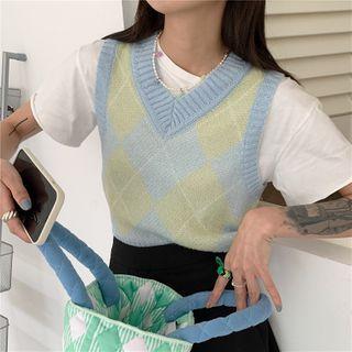 Argyle Sweater Vest / Short-sleeve Top