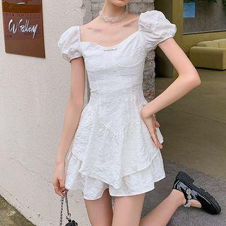 Set: Puff-sleeve Ruffle Hem Blouse + Shorts