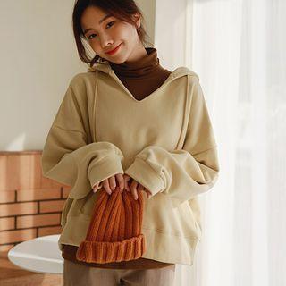V-neck Fleece-lined Hoodie