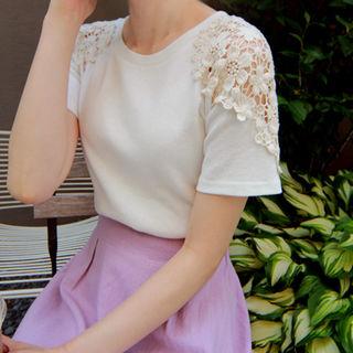 Crochet-trim T-shirt