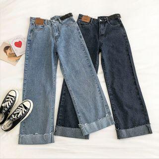 Frayed High-waist Roll-up Jeans