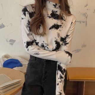 Long-sleeve Print Mock-neck Top