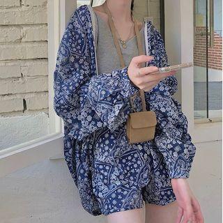 Set: Paisley Print Hooded Jacket + Wide-leg Shorts Set - Jacket - Blue & White - One Size / Shorts - Blue & White - One Size