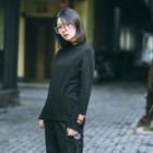 Embroidered Turtleneck Long-sleeve T-shirt A589 - Black - M