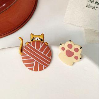 Cat Asymmetrical Drop Earring