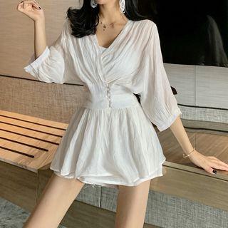 V-neck Elbow-sleeve Blouse / Wide-leg Shorts / Camisole / Set