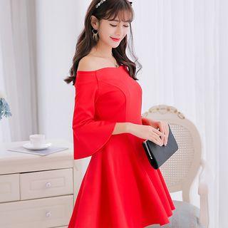Plain Off Shoulder 3/4 Sleeve Dress