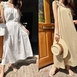 Sleeveless Long Flare Dress With Sash