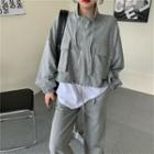 V-neck Long-sleeve T-shirt / Sweatpants / Cargo-pocket Zip-up Jacket