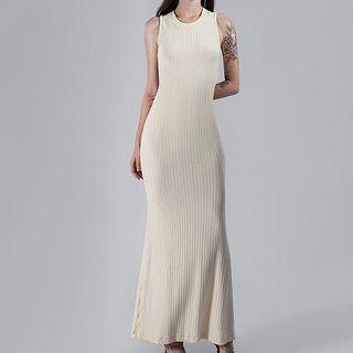Sleeveless Open-back Mermaid Midi Dress