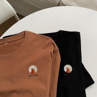 Short Sleeve Cat Embroidered Tee