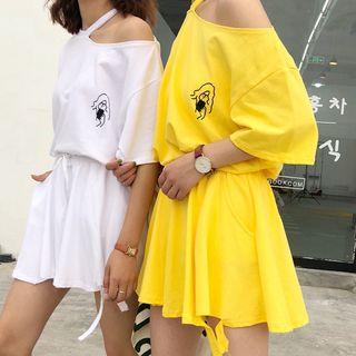 Set: Cut Out Shoulder Short-sleeve T-shirt + Wide Leg Shorts