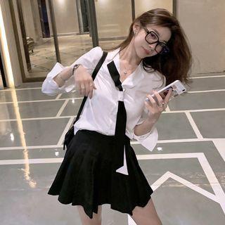 Tie-neck Shirt / Pleated Mini A-line Skirt / Set