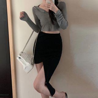 Zipped Jacket / Asymmetrical Fitted Skirt