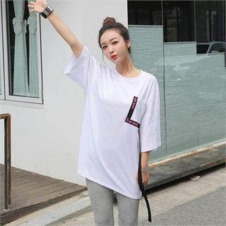3/4-sleeve Lettering-applique T-shirt