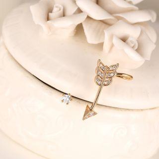 Non-matching Rhinestone Arrow Earring