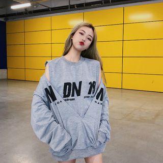 Set: V-neck Lettering Pullover + Lettering Tank Top