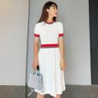 Short-sleeve Contrast Trim Knit A-line Dress