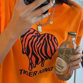 Short Sleeve Leopard Heart Print T-shirt