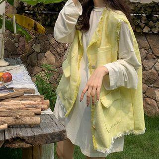 Plain Long-sleeve T-shirt / Pocket Detail Vest
