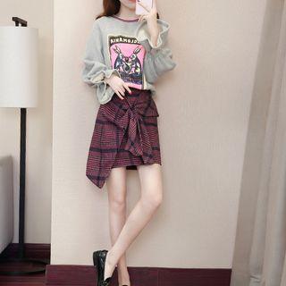 Printed Pullover / Mini Plaid Asymmetric Skirt