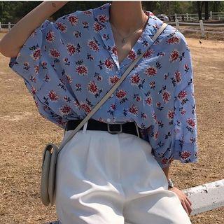 Flower Elbow-sleeve Shirt