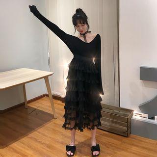 Long-sleeve Midi Tiered Dress With Choker Black - One Size