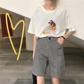 Printed Elbow-sleeve T-shirt / Checked Shorts