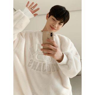 Appliqu  Oversized Furry Pullover