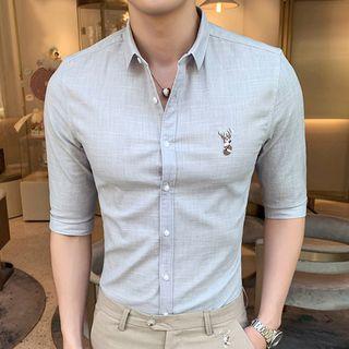 Elbow-sleeve Embroidered Deer Shirt