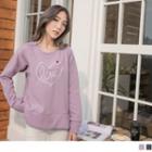 Lettering Heart Embroidered Pullover