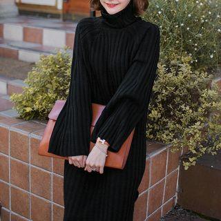 Long-sleeve High Neck Midi Knit Dress