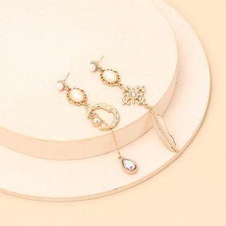 Asymmetrical Moon & Feather Drop Earring 1 Pair - Gold - One Size