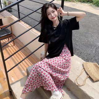 Short-sleeve Split T-shirt + Floral Print A-line Skirt