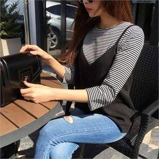 Inset Camisole Top 3/4-sleeve T-shirt
