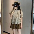 Short Sleeve Embroidered Blouse / Plain A-line Shorts