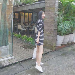 Striped V-neck Elbow Sleeve Dress