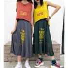Lettering Sleeveless Hooded T-shirt / A-line Midi Skirt