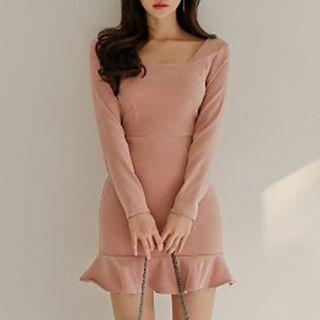 Long-sleeve Velvet Ruffled Dress