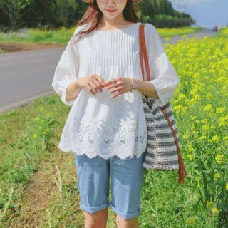 Balloon-sleeve Pintuck Laced Top