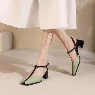 Low-heel T Strap Sandals