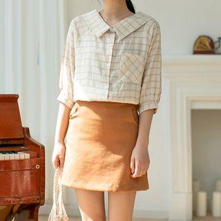 Collared 3/4-sleeve Plaid Blouse