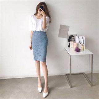 Elastic-waist Lace Pencil Skirt