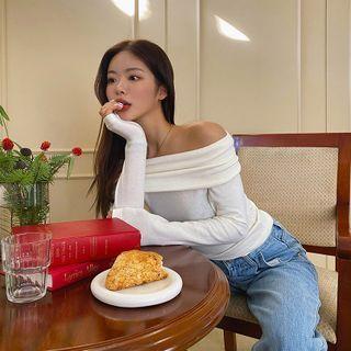 Off-shoulder Fold-over Crop Top